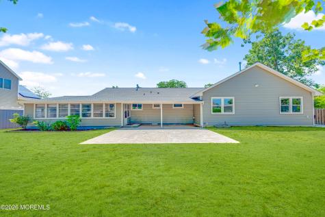 332 Beach Avenue Beachwood NJ 08722