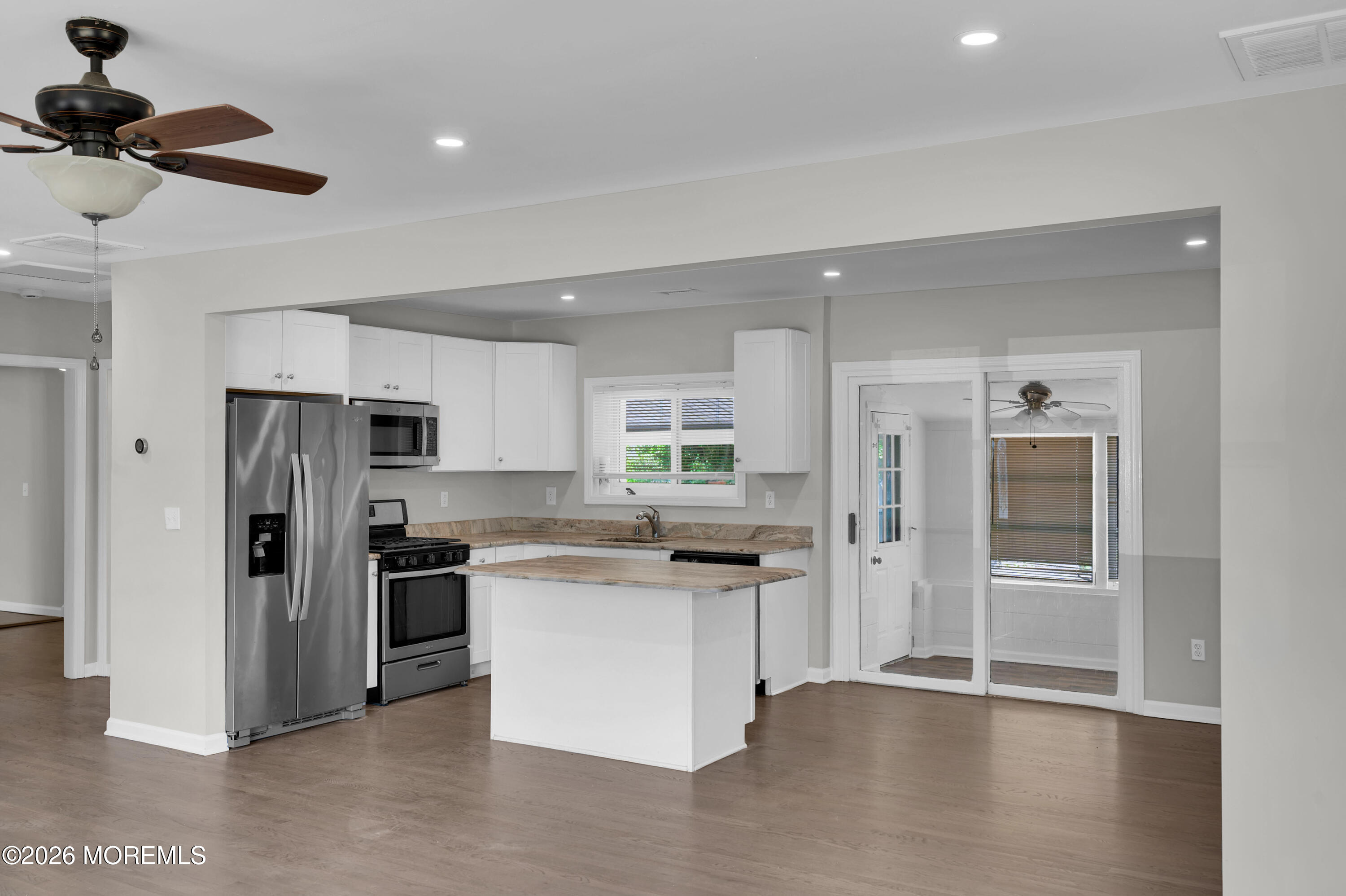 332 Beach Avenue Beachwood NJ 08722