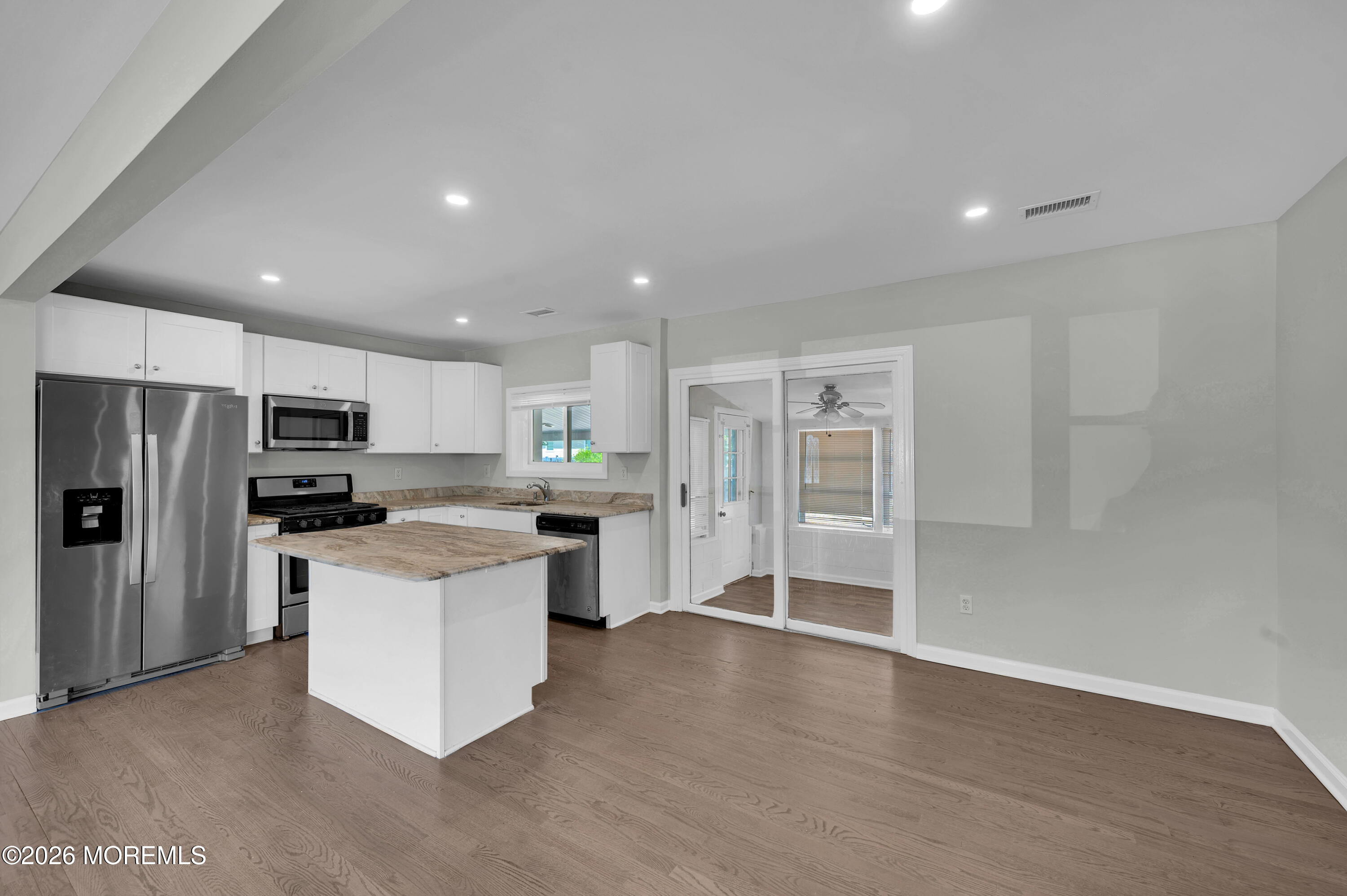 332 Beach Avenue Beachwood NJ 08722