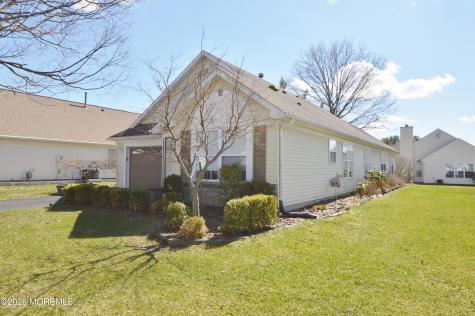 2736 Meadow Lake Drive Toms River NJ 08755