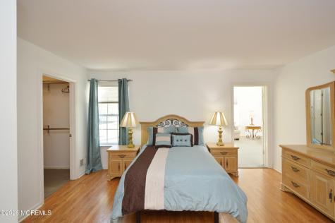 2736 Meadow Lake Drive Toms River NJ 08755