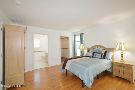 2736 Meadow Lake Drive Toms River NJ 08755