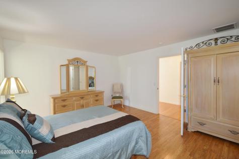 2736 Meadow Lake Drive Toms River NJ 08755