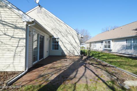 2736 Meadow Lake Drive Toms River NJ 08755
