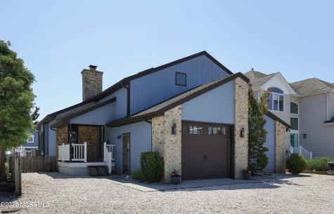 28 Farragut Drive Brick NJ 08723
