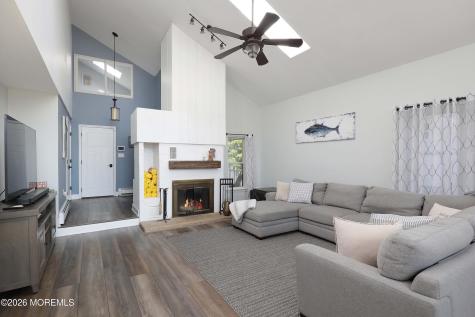 28 Farragut Drive Brick NJ 08723