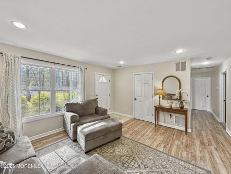 239 Crescent Avenue Jackson NJ 08527