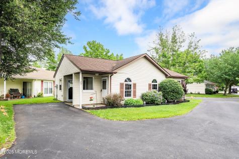 23 Datchet Close Freehold NJ 07728