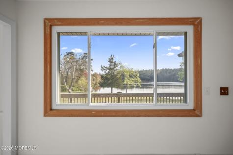208 Lakeview Court Forked River NJ 08731