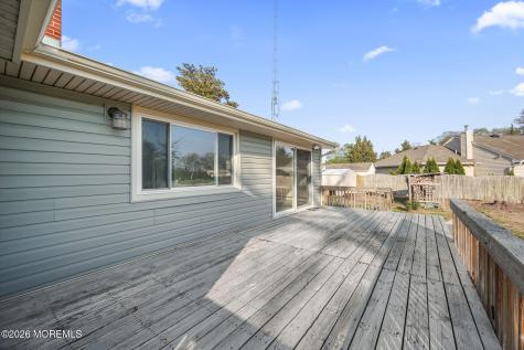 208 Lakeview Court Forked River NJ 08731