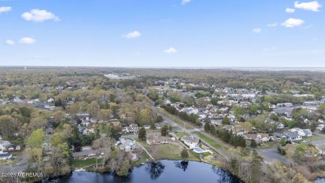 208 Lakeview Court Forked River NJ 08731