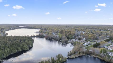 208 Lakeview Court Forked River NJ 08731