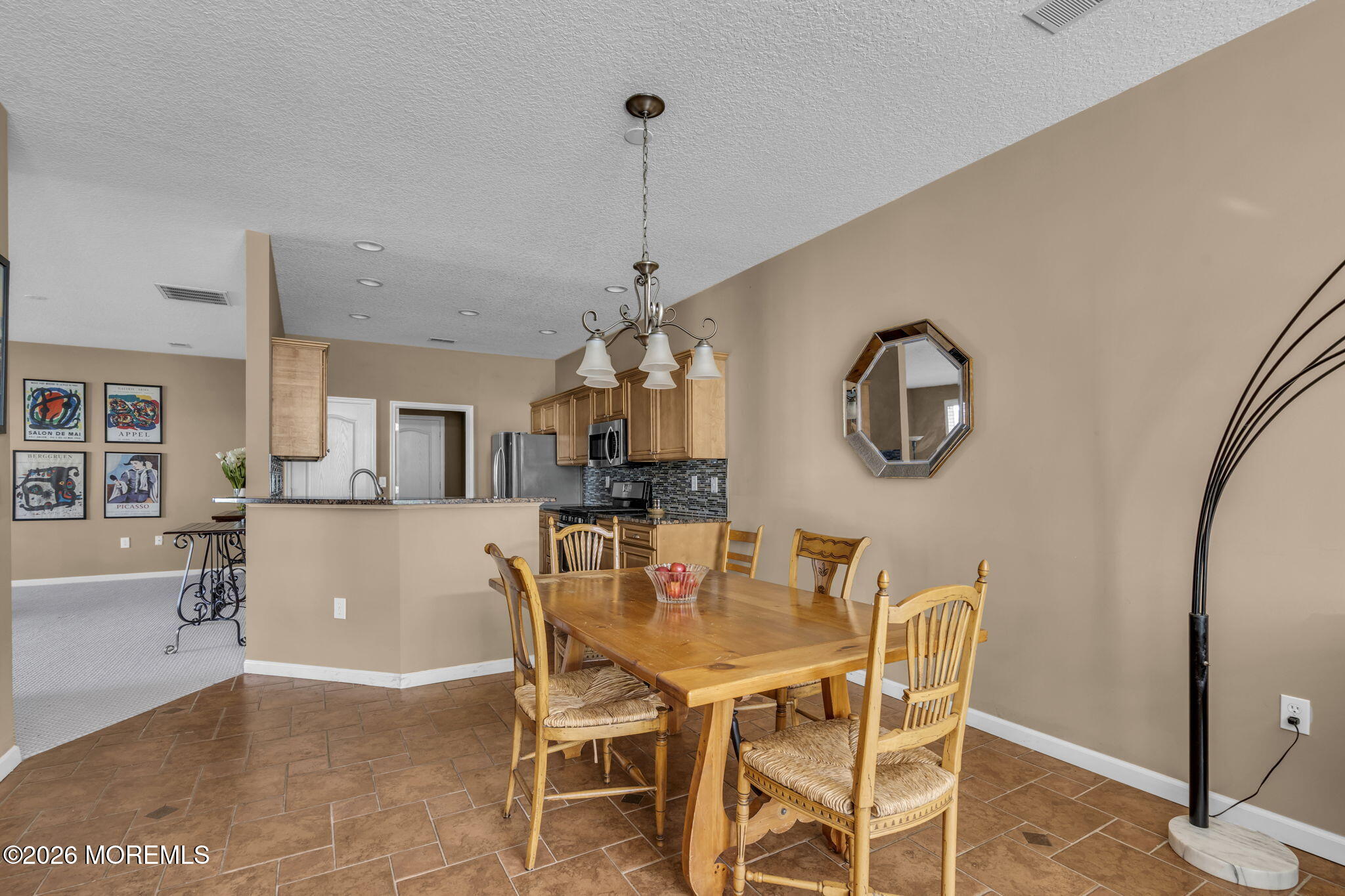 9 Sunnyfield Lane Lakewood NJ 08701
