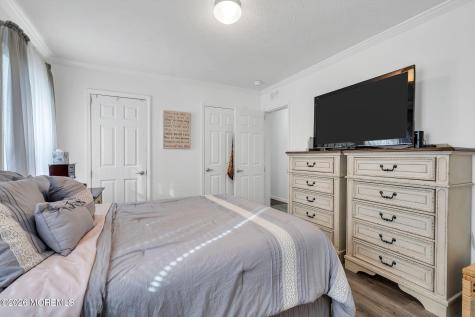 55 Woodchuck Parkway Whiting NJ 08759