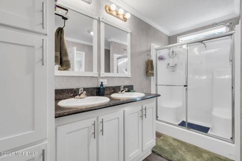 55 Woodchuck Parkway Whiting NJ 08759