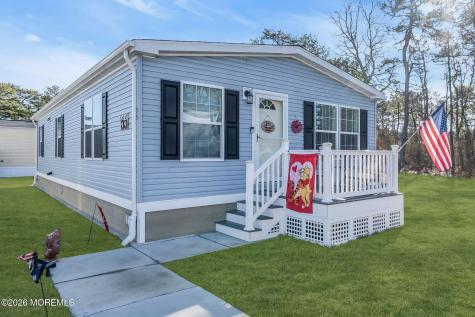 55 Woodchuck Parkway Whiting NJ 08759