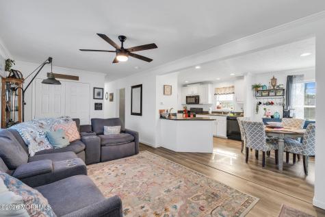55 Woodchuck Parkway Whiting NJ 08759