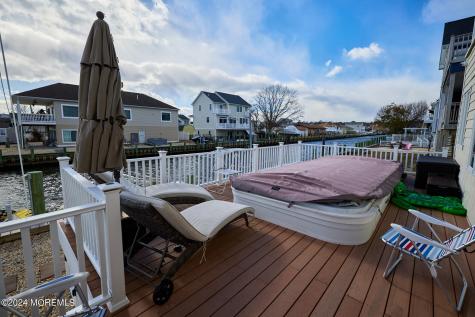 256 Cedar Drive Bayville NJ 08721
