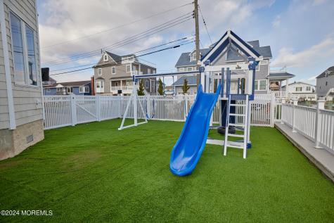 256 Cedar Drive Bayville NJ 08721