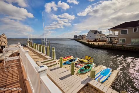 256 Cedar Drive Bayville NJ 08721