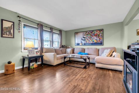 178 Calvin Court Brick NJ 08724