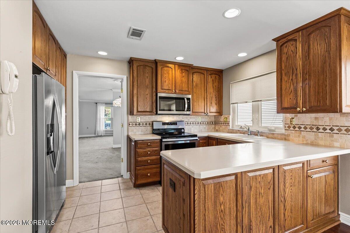 31 Red Hill Road Manchester NJ 08759