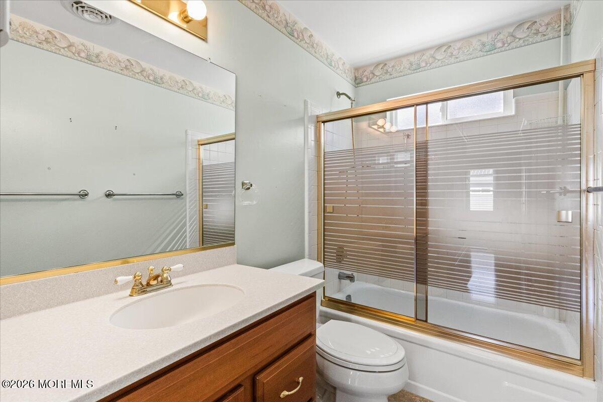 31 Red Hill Road Manchester NJ 08759