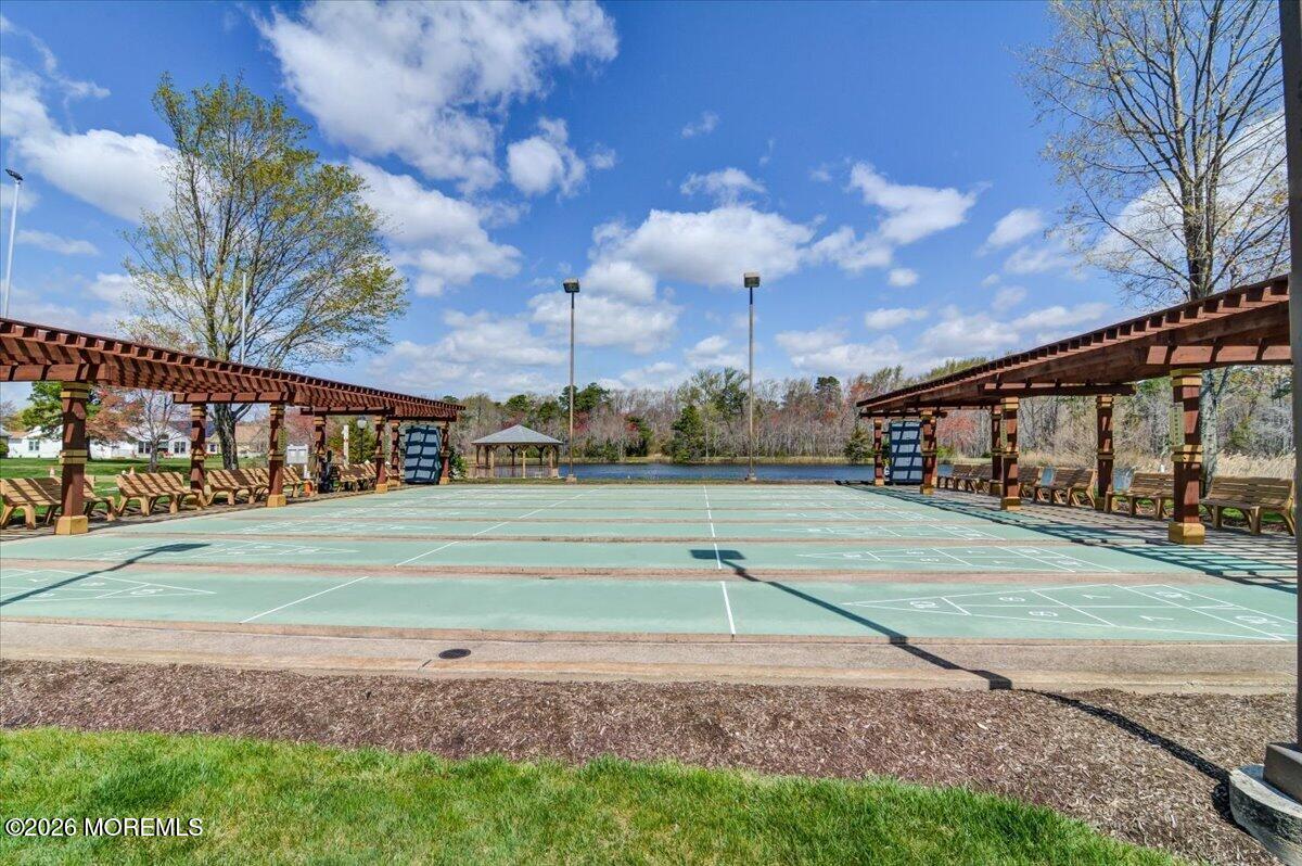 31 Red Hill Road Manchester NJ 08759