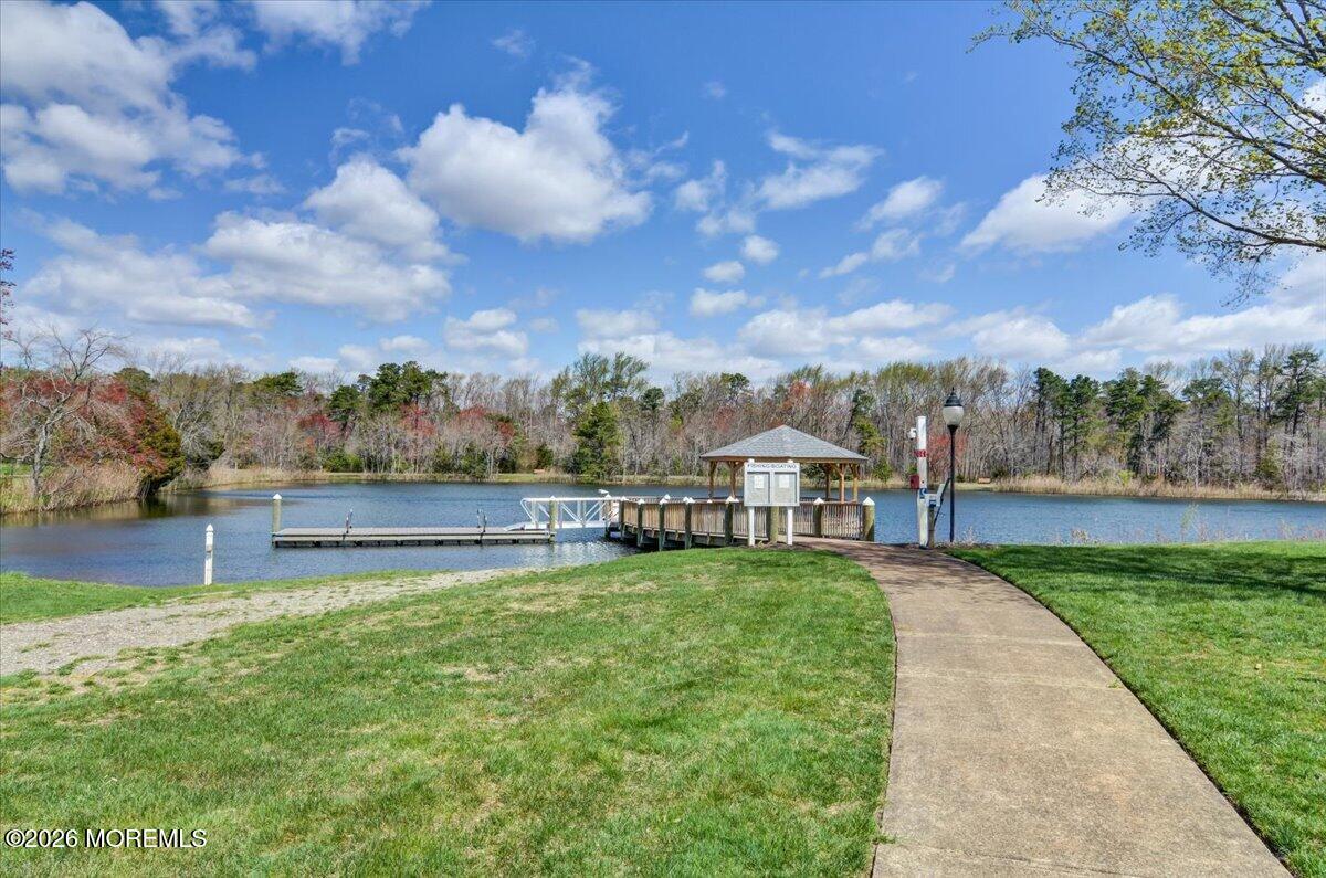 31 Red Hill Road Manchester NJ 08759
