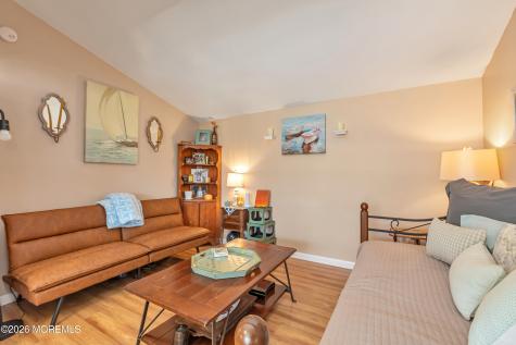 16 Carroll Avenue Tuckerton NJ 08087