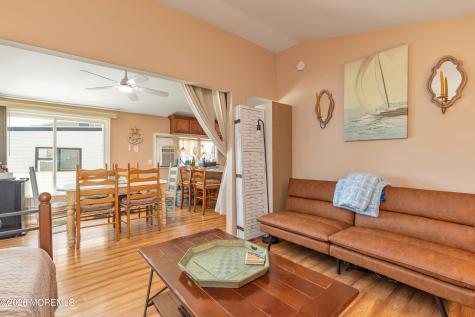 16 Carroll Avenue Tuckerton NJ 08087
