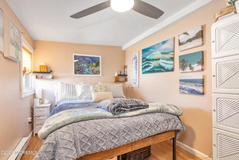 16 Carroll Avenue Tuckerton NJ 08087