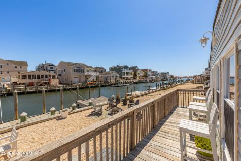 16 Carroll Avenue Tuckerton NJ 08087