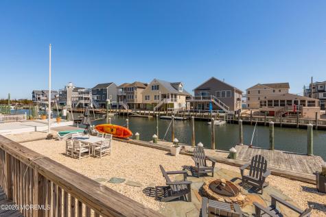16 Carroll Avenue Tuckerton NJ 08087