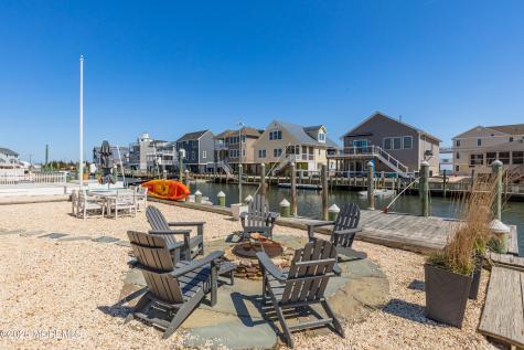 16 Carroll Avenue Tuckerton NJ 08087