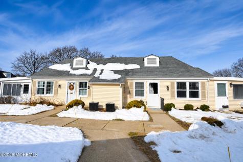 148C Old Nassau Road Monroe NJ 08831