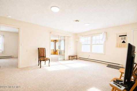 148C Old Nassau Road Monroe NJ 08831