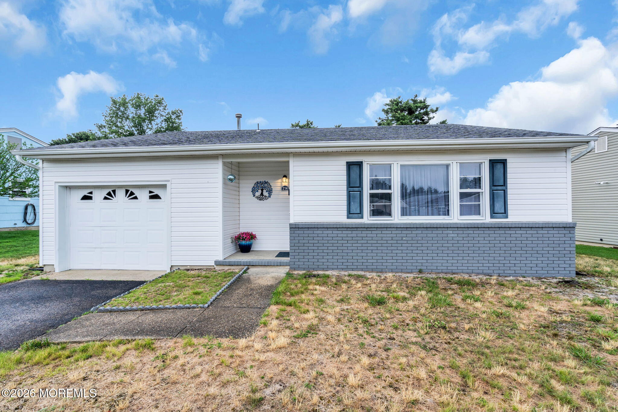 214 Westbrook Drive Toms River NJ 08757
