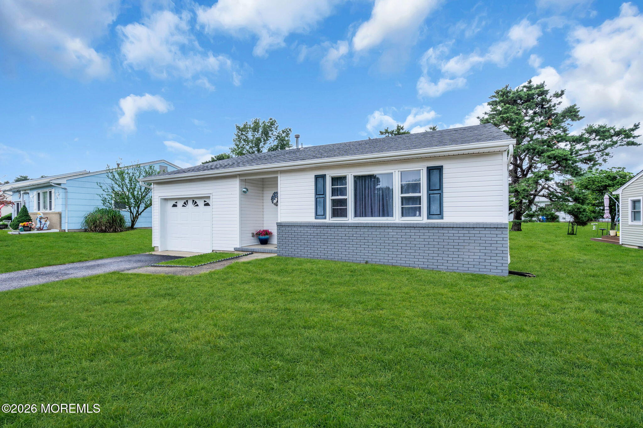 214 Westbrook Drive Toms River NJ 08757