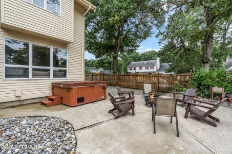 715 Radcliffe Road Lanoka Harbor NJ 08734