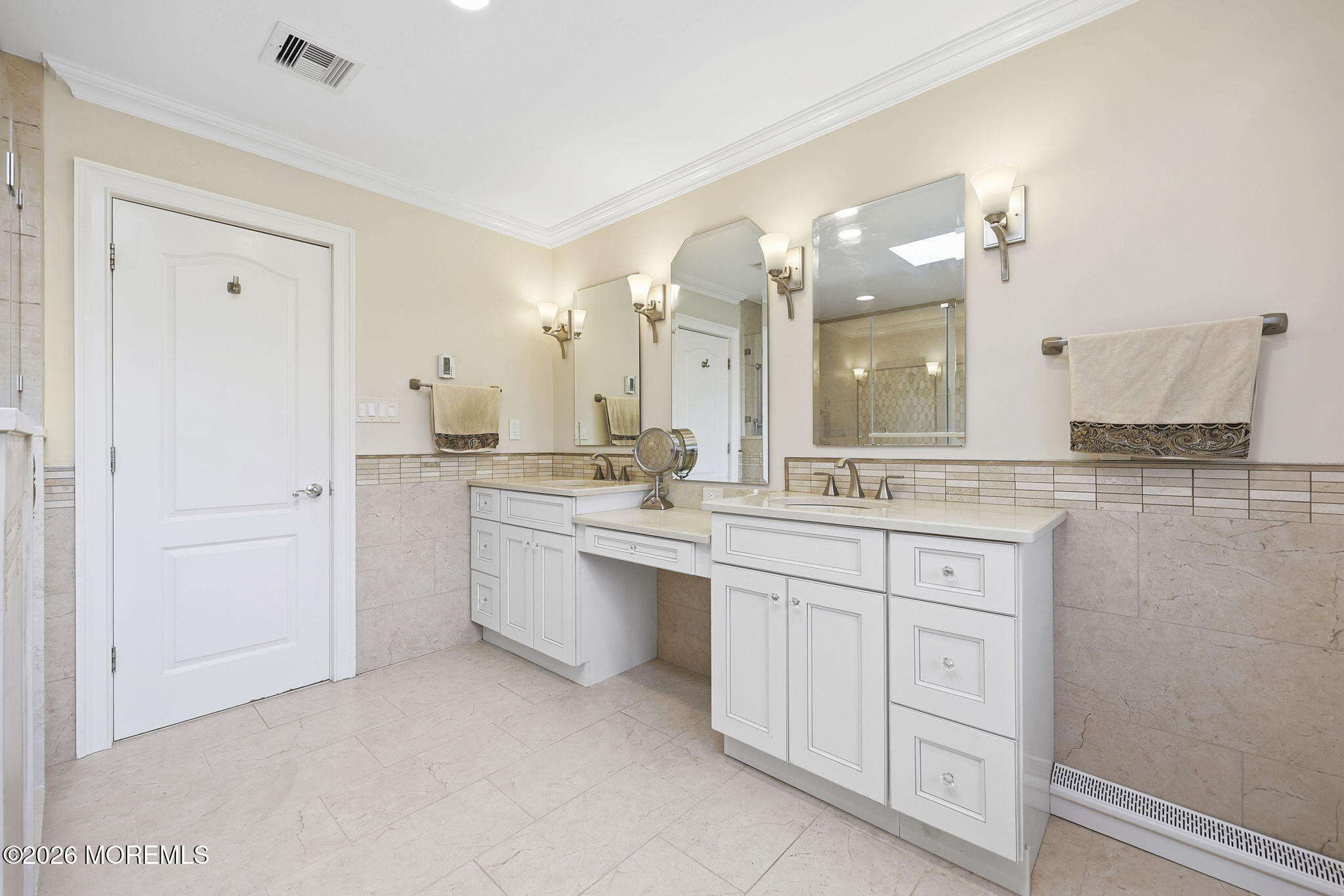 7 Kudyba Court Manalapan NJ 07726