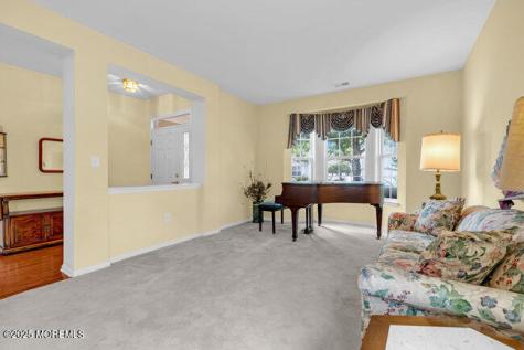 5 Banstead Way Jackson NJ 08527