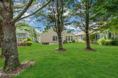 5 Banstead Way Jackson NJ 08527