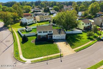 1665 White Oak Lane Williamstown NJ 08094