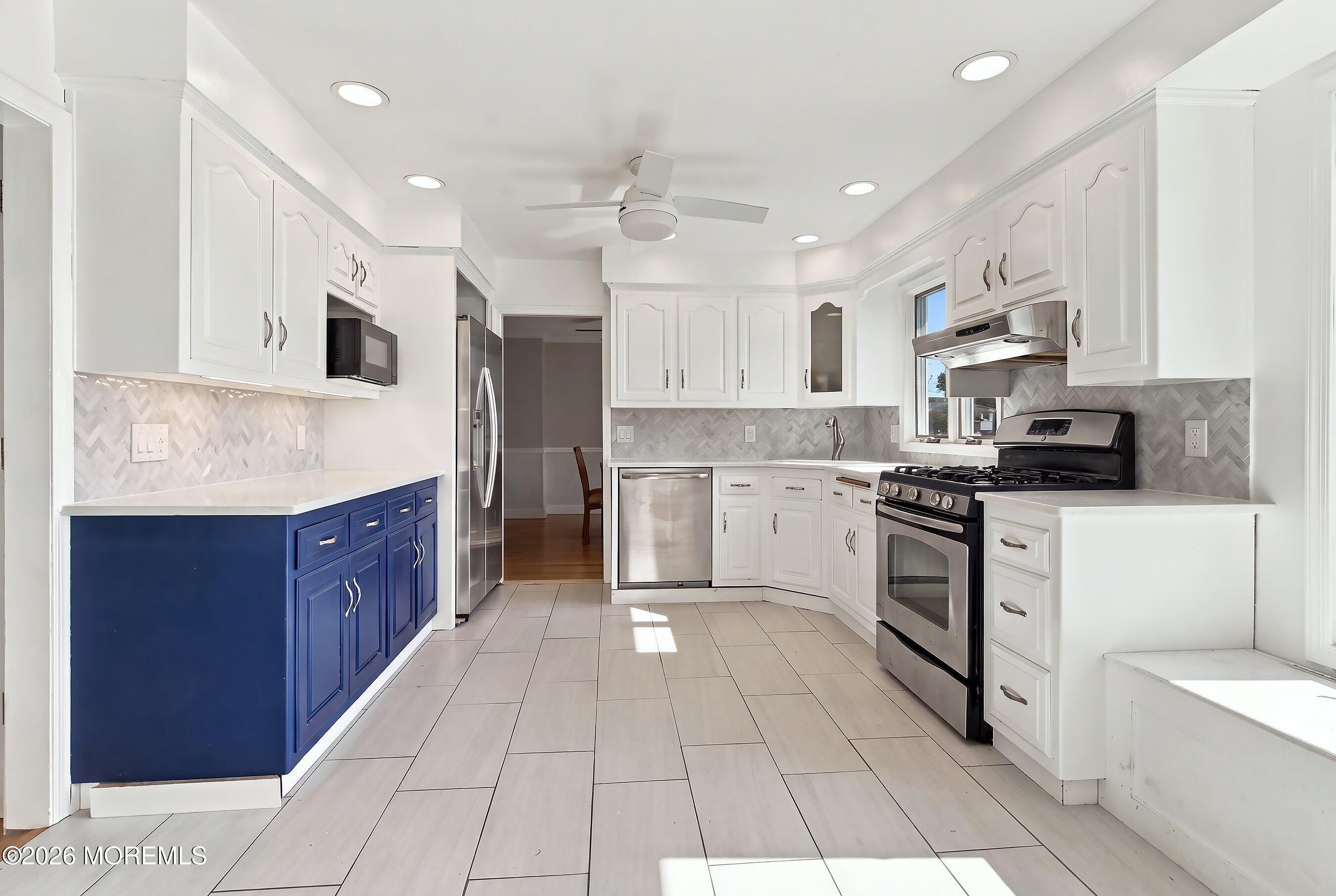1665 White Oak Lane Williamstown NJ 08094