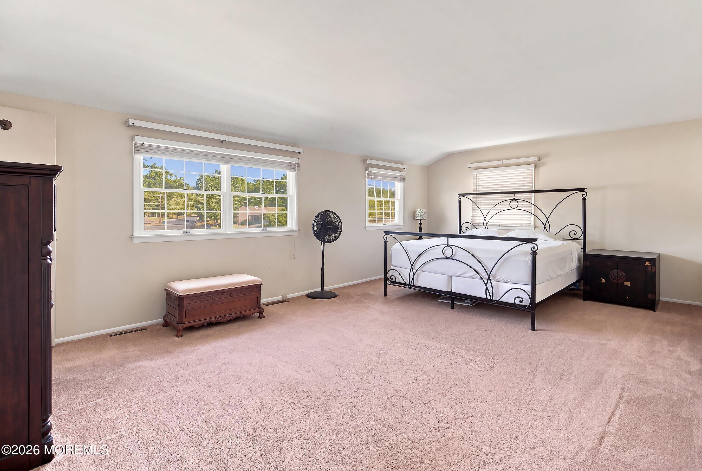 1665 White Oak Lane Williamstown NJ 08094