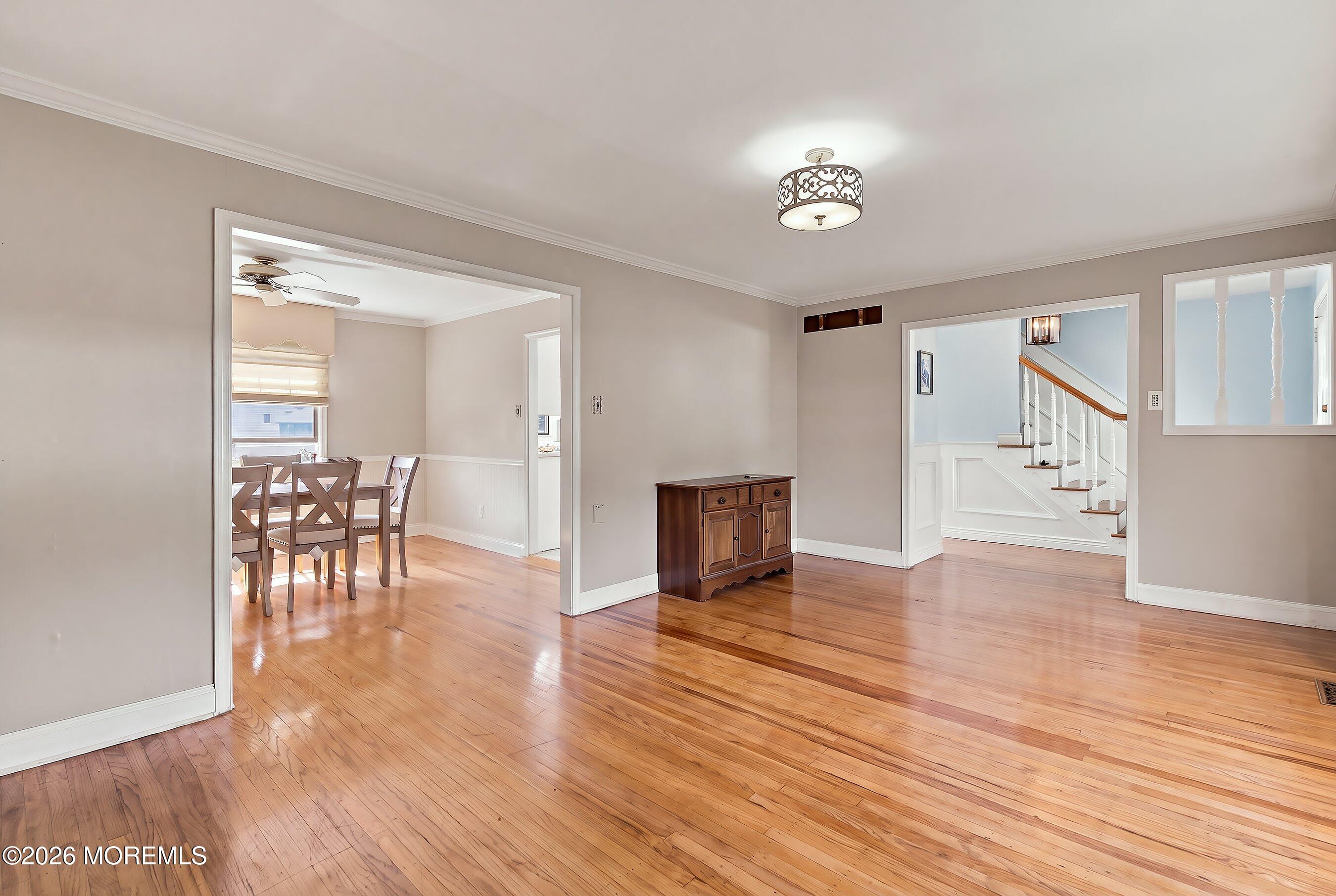 1665 White Oak Lane Williamstown NJ 08094