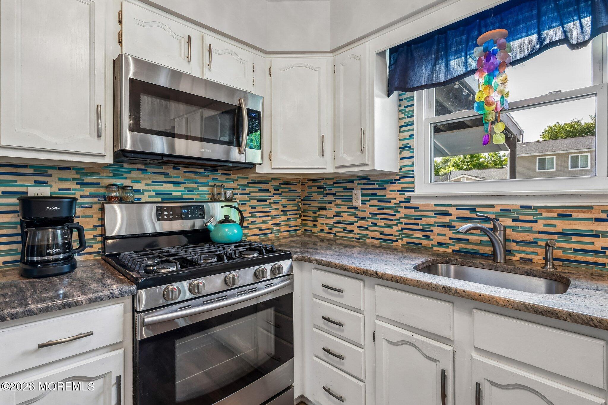 7 Stowe Lane Howell NJ 07731