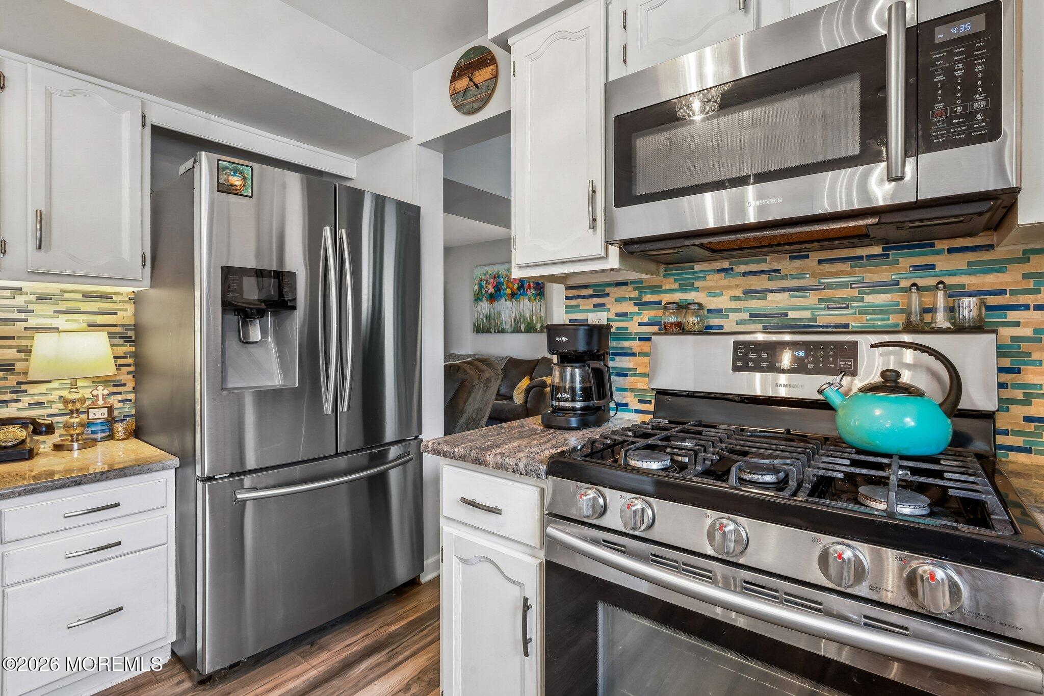 7 Stowe Lane Howell NJ 07731