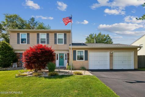 7 Stowe Lane Howell NJ 07731